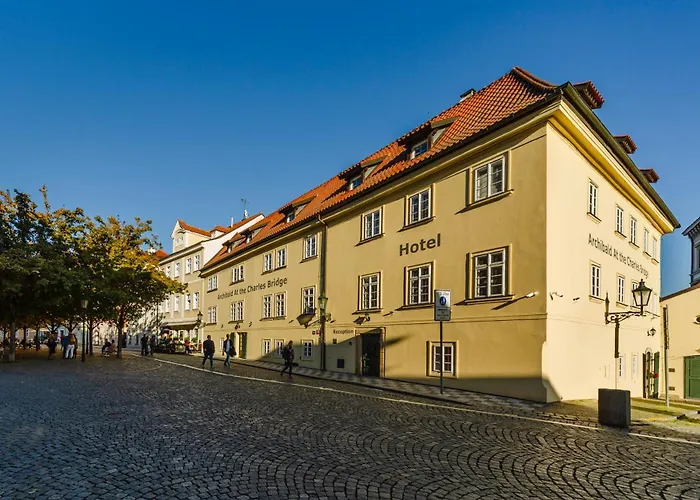 Archibald At The Charles Bridge Hotel Prag